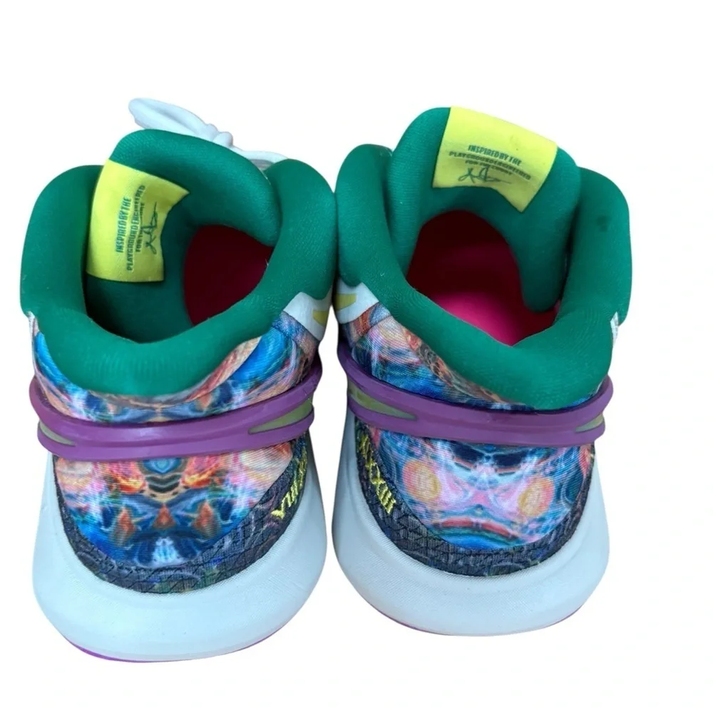 Nike Kyrie Irving 8 Go Multicolor Sneakers